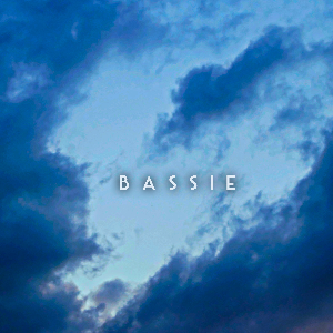 B A S S I E