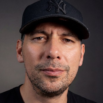 Georgio Schultz